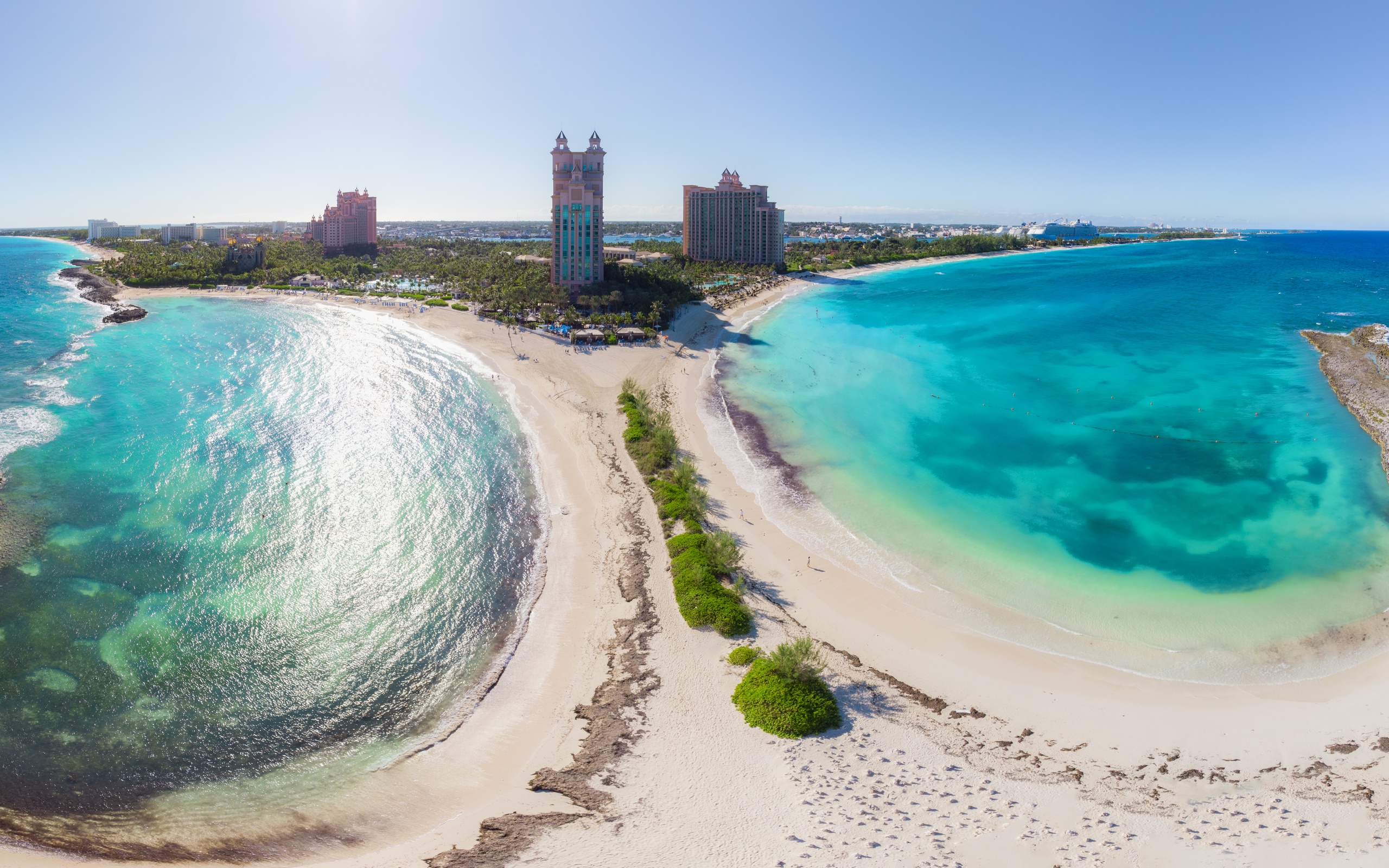 Modern global business skyline - Symphony Global Services